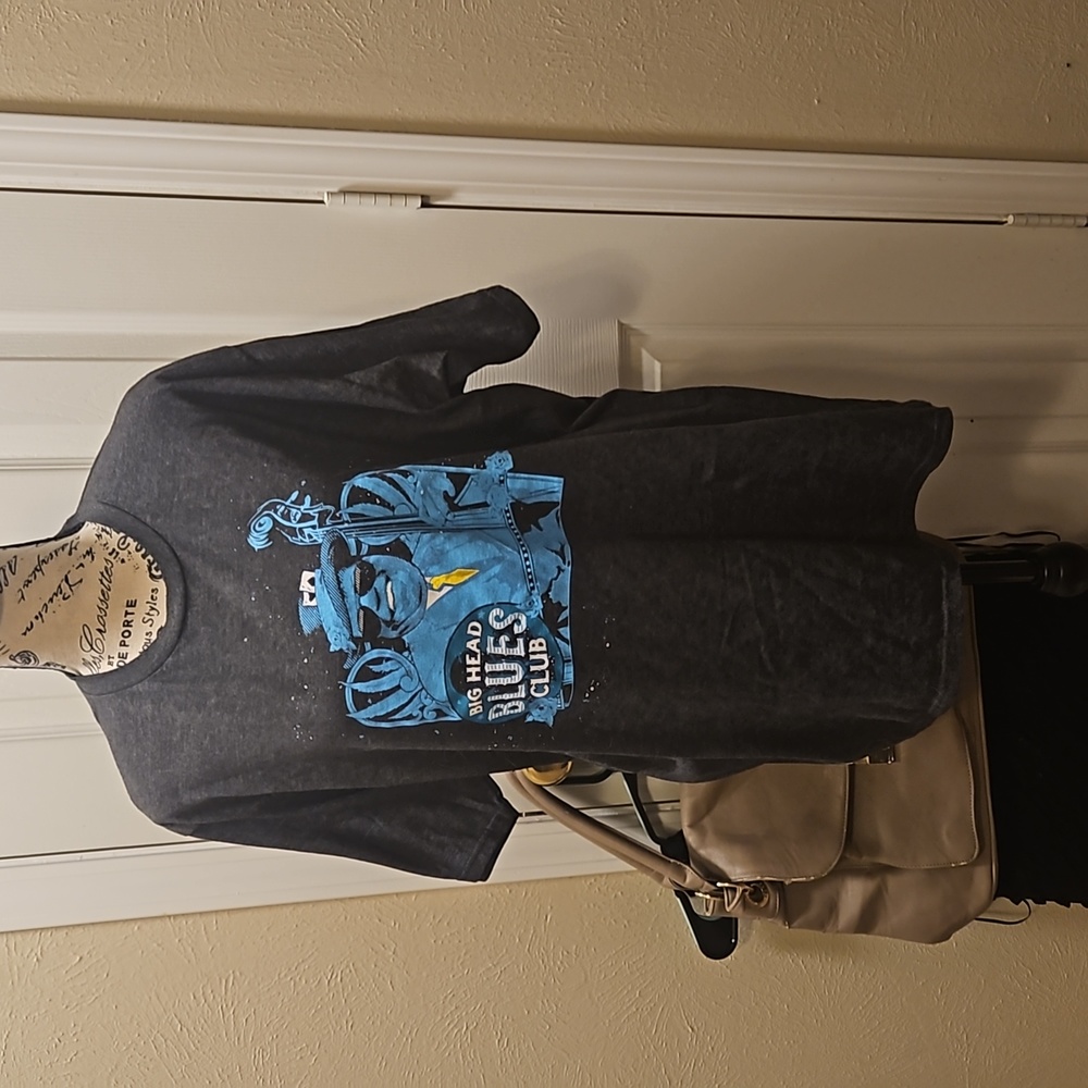 Port and company men's graphic XL t-shirt   0526